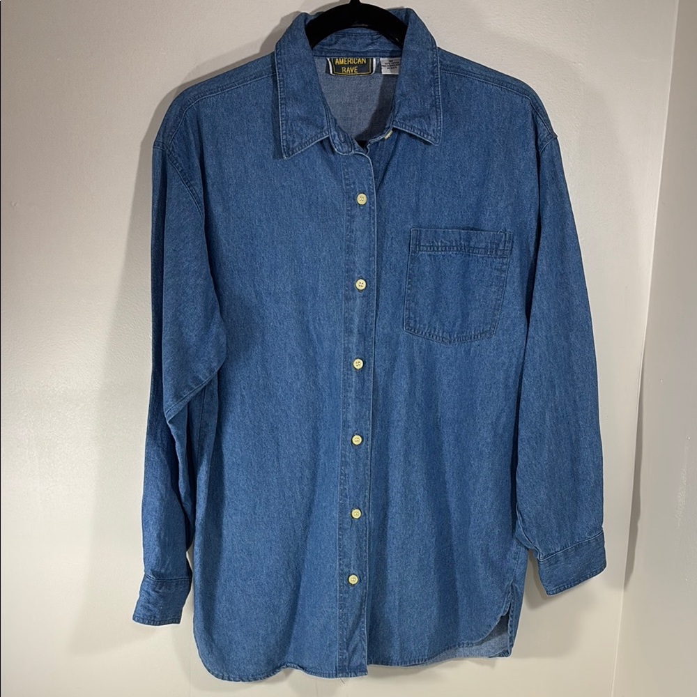 Women’s American Rave Sz M Long sleeve button down shirt